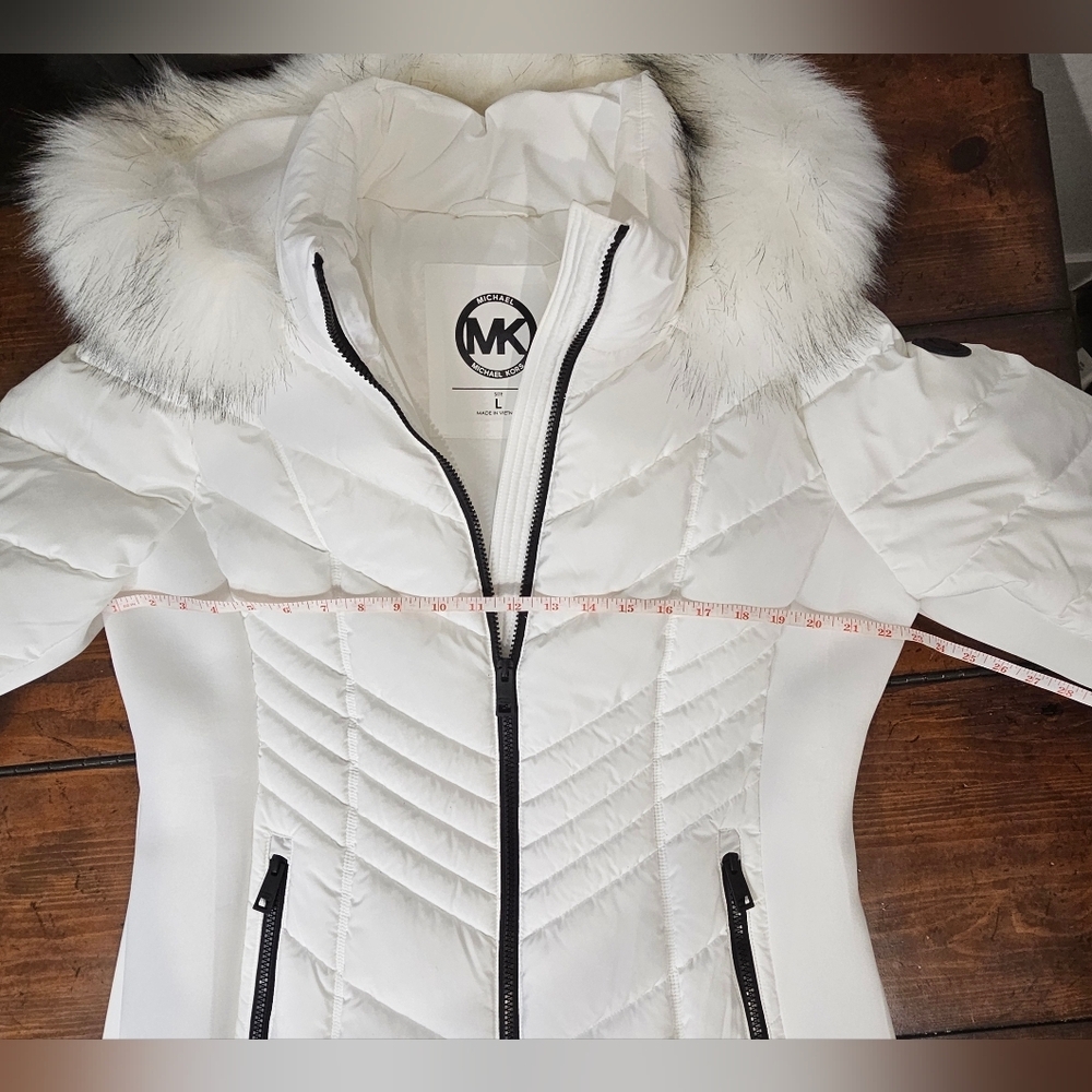 Michael Kors White Puffer Jacket Detachable Hood W/Fur Trim Women's Sz Large NWT - Picture 7 of 13
